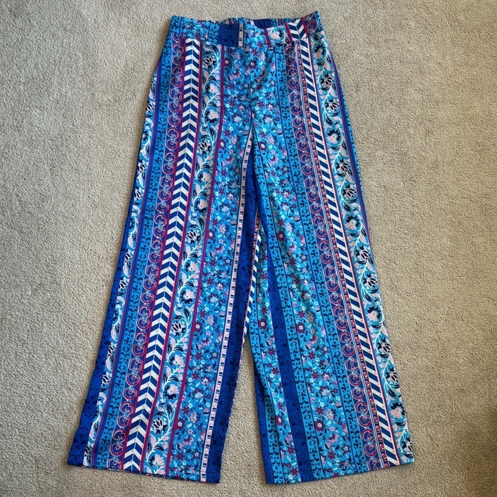 Colorful Patterned Wide-Leg Pants - Picture 2 of 6